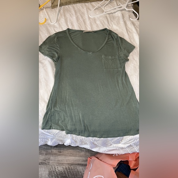 Basic Tee Bundle ! - Picture 3 of 4